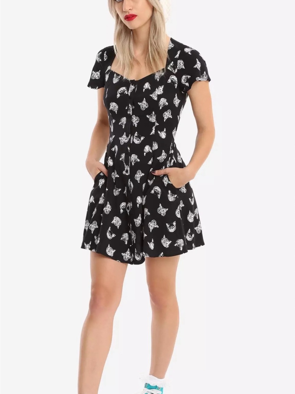 Hot Topic Black Skater Dress White Cat Print has pockets